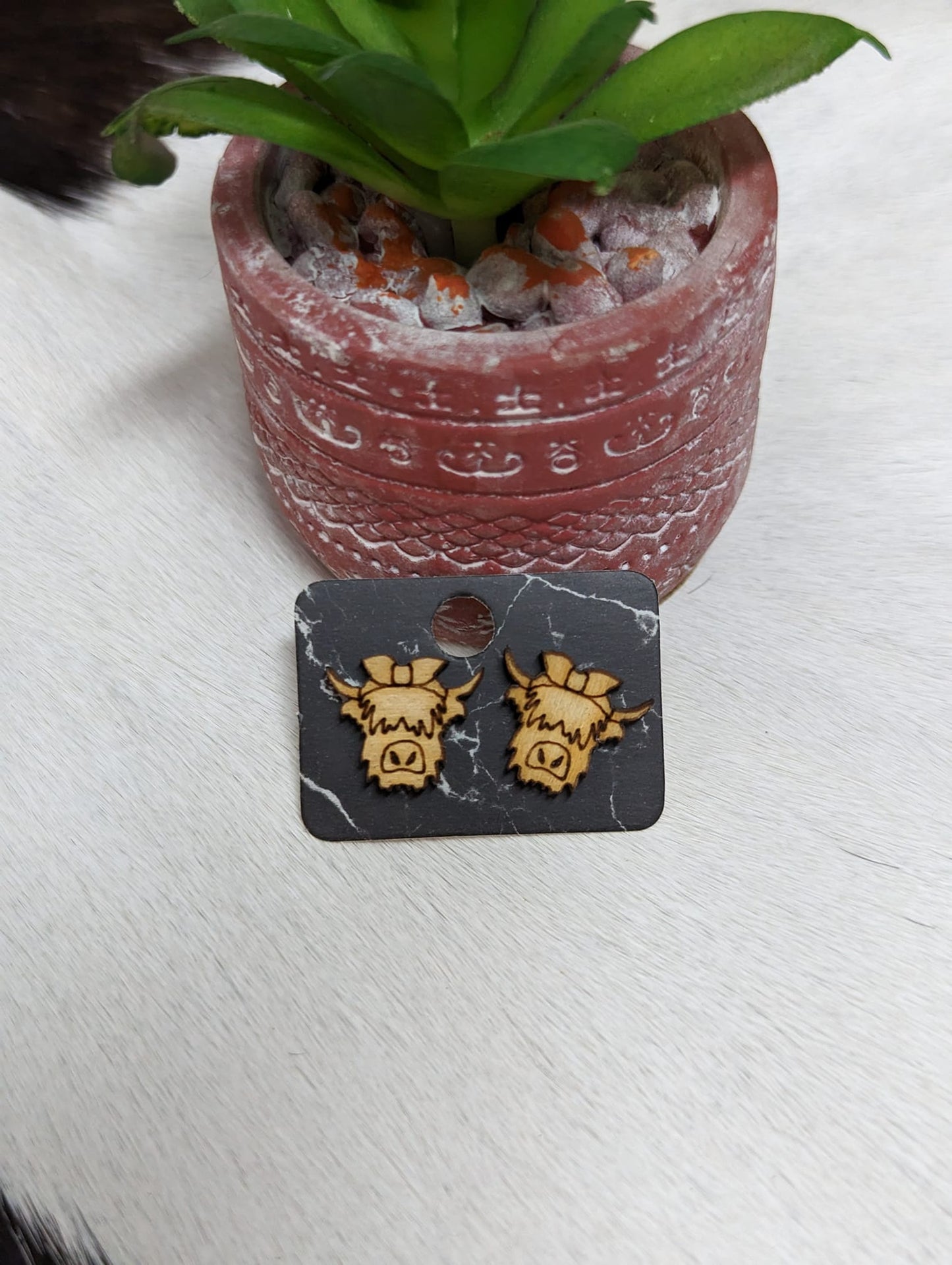 Betsy - Highland Cow Post Earrings