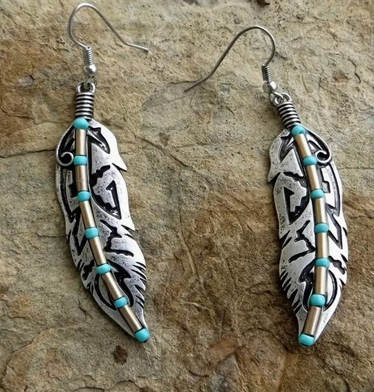 Call of the west - Vintage Feather Earrings